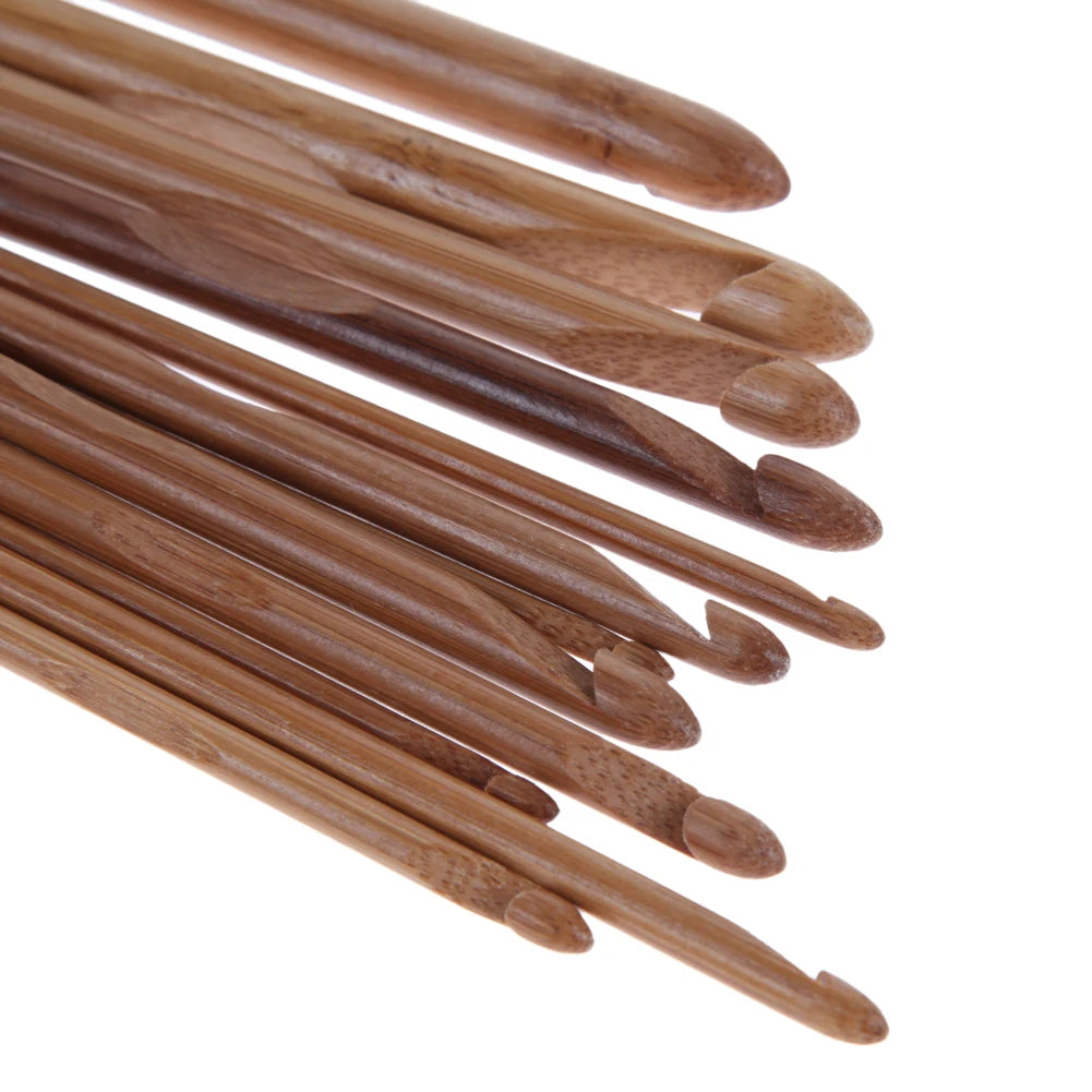 20pcs Bamboo Crochet Hook Set – Lightweight Yarn Tools with Case