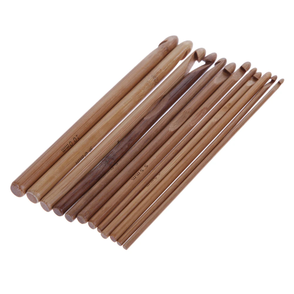 20pcs Bamboo Crochet Hook Set – Lightweight Yarn Tools with Case